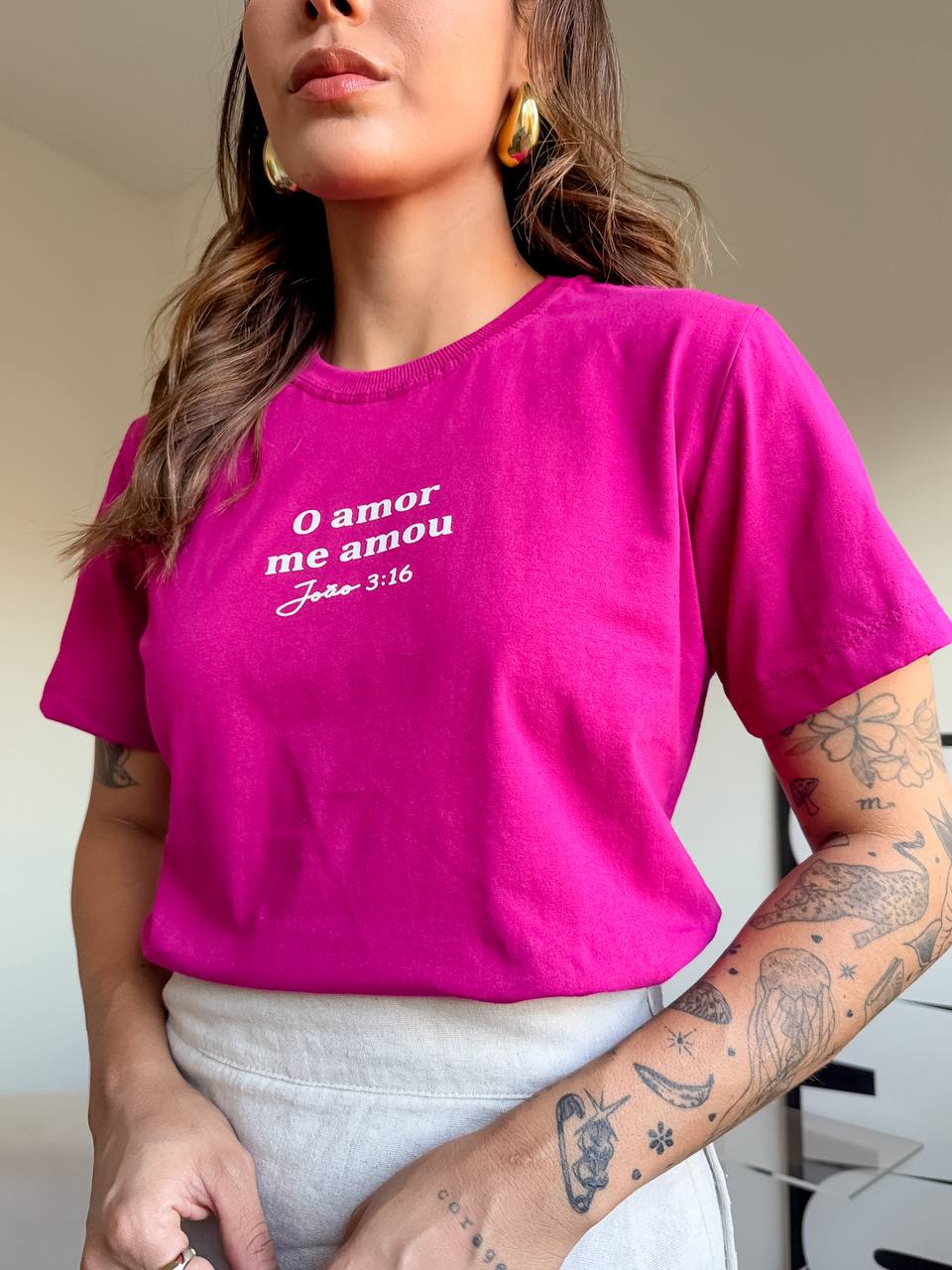 O AMOR ME AMOU - COR ROSA MAGENTA