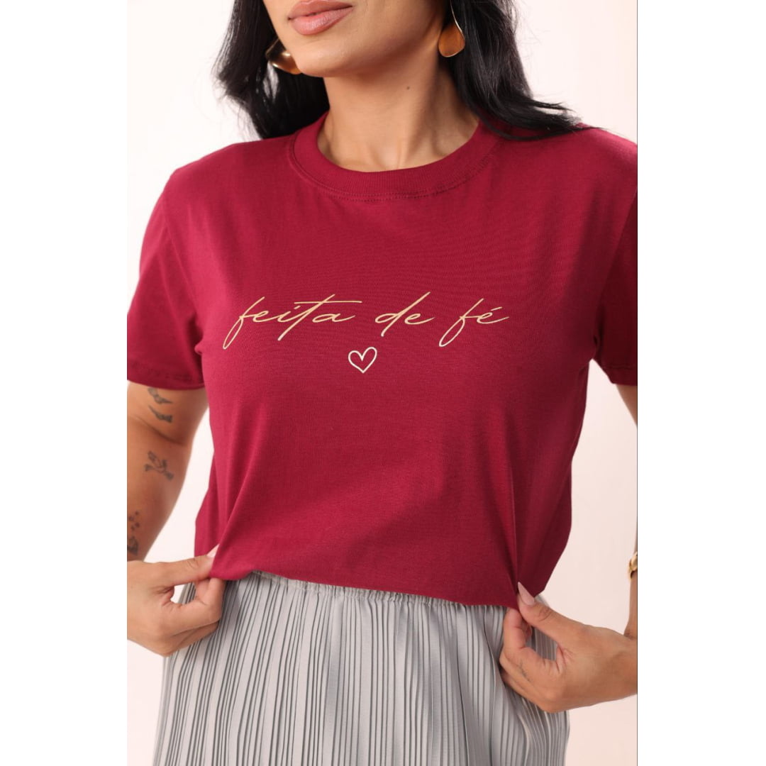 Feita de Fé - Cor Vermelho Feita de Fé - Cor Vermelho